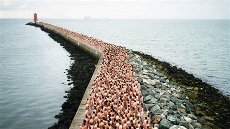 niked girls|The Naked World of Spencer Tunick